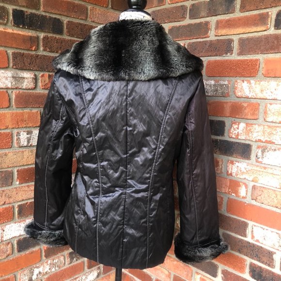 A.N.A. BLACK  COAT  FAUX FUR COLLAR SIZE MEDIUM - Picture 2 of 13